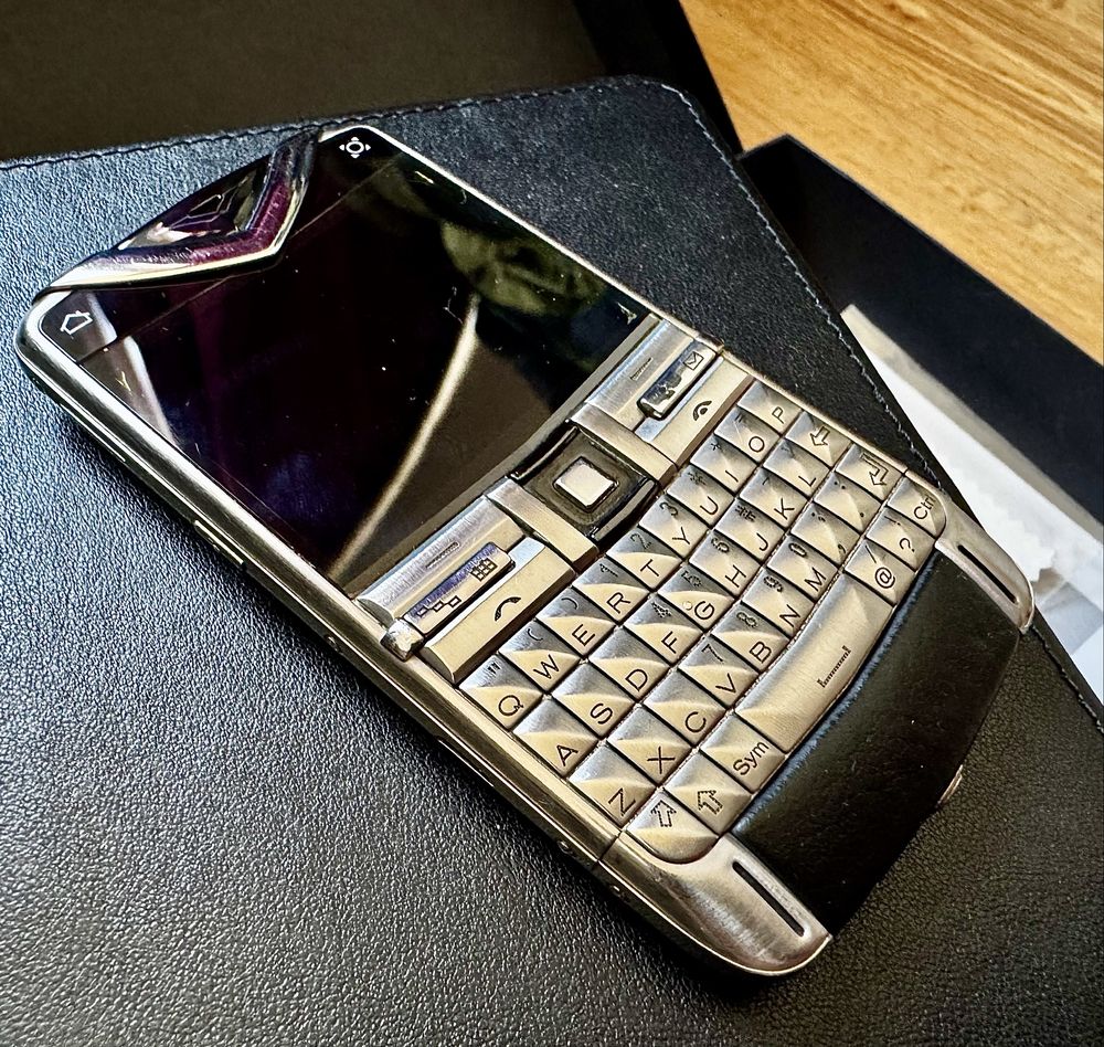 Vertu Constellation Quest