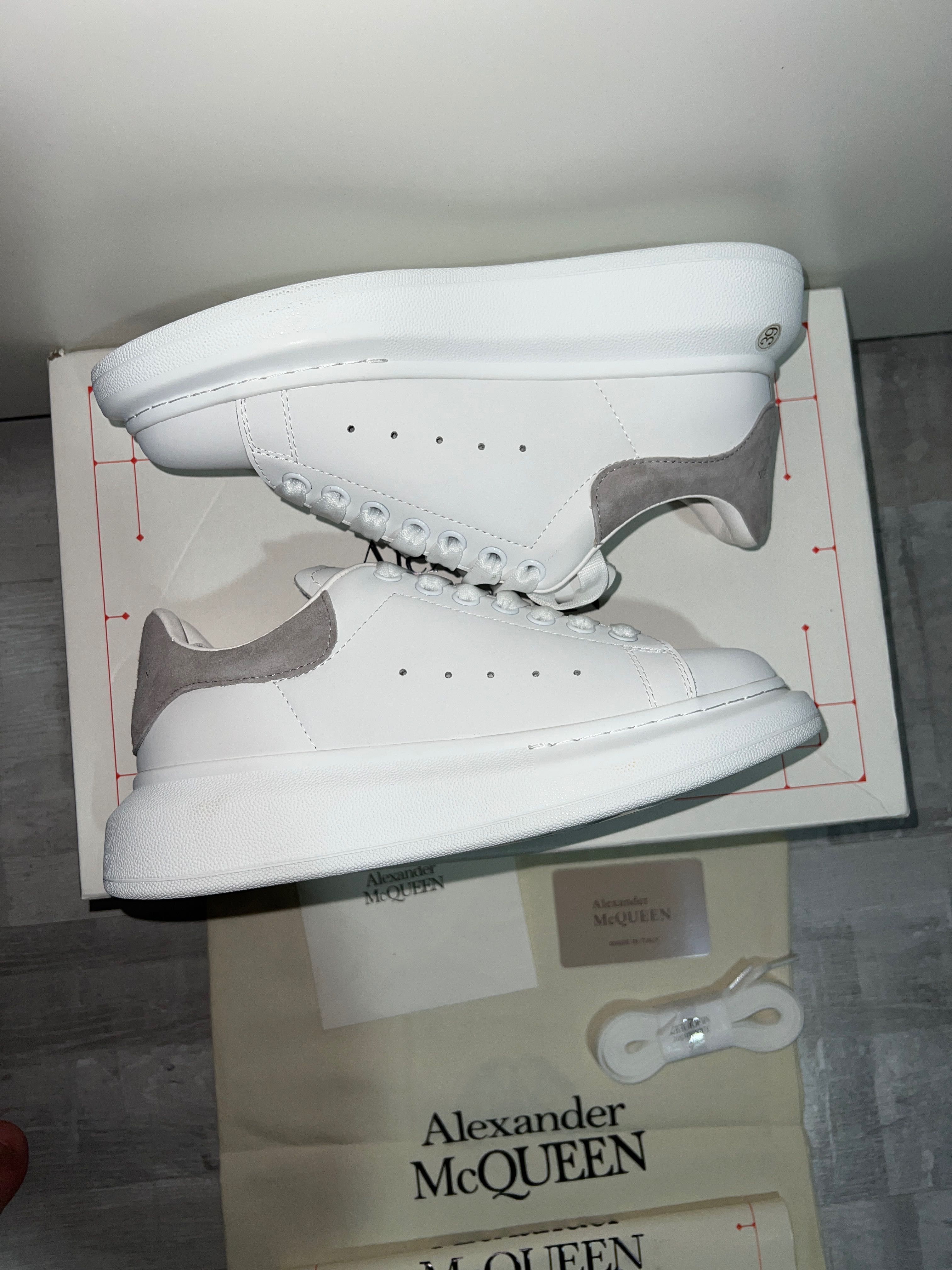 Alexander Mcqueen