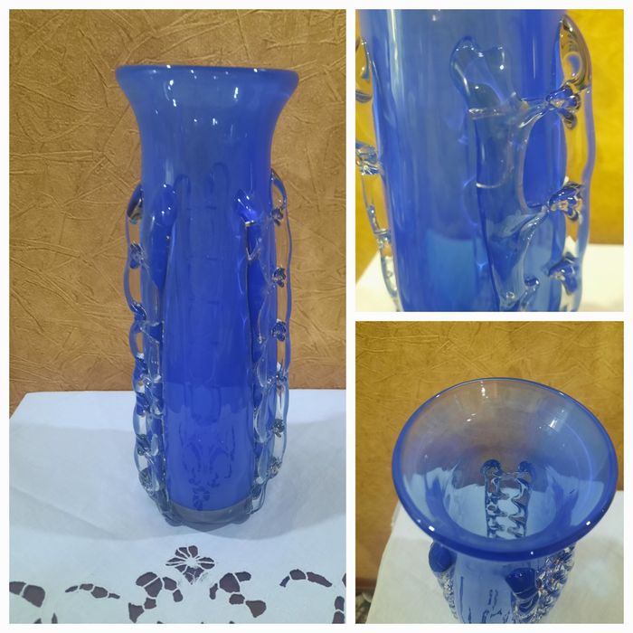 Красивая винтажная ваза, художественное стекло, ручная выдувка, гутная