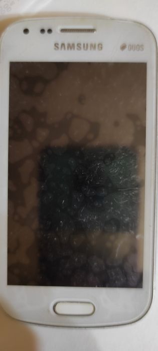 Сотовый телефон SAMSUNG GT-S7562