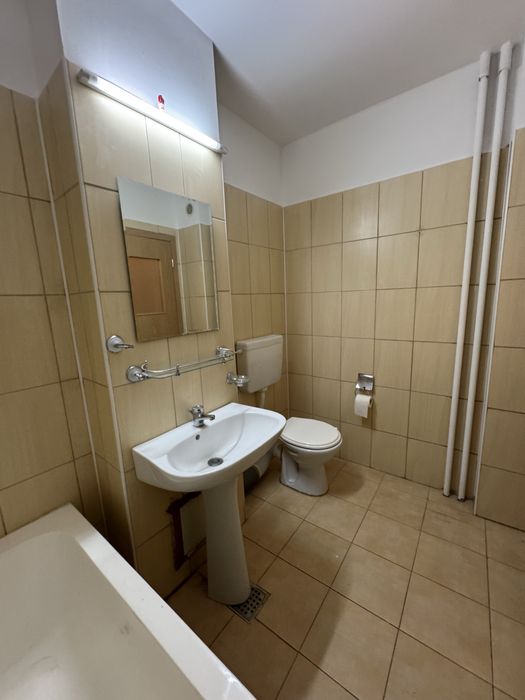 Garsonieră 40 mp • Etaj 3/4 • Valea Doftanei – Brâncuși • 85.000 €