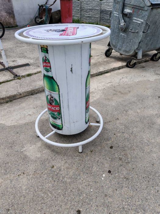 Рекламен варел за хранене