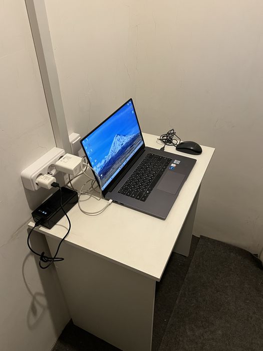 Продам офисное/рабочее пространство. Кладовку, склад