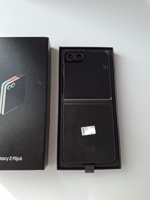 Samsung Galaxy Z Flip 6 256gb black ram 12gb Nou