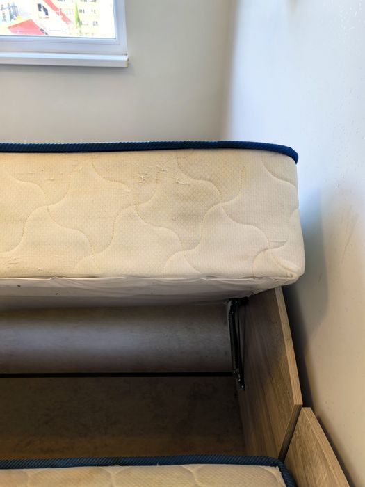 Професионално пране на дивани, матраци и мека мебел – Варна!