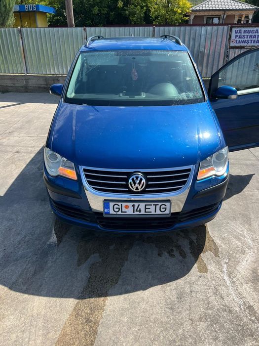 Vand sau schimb touran