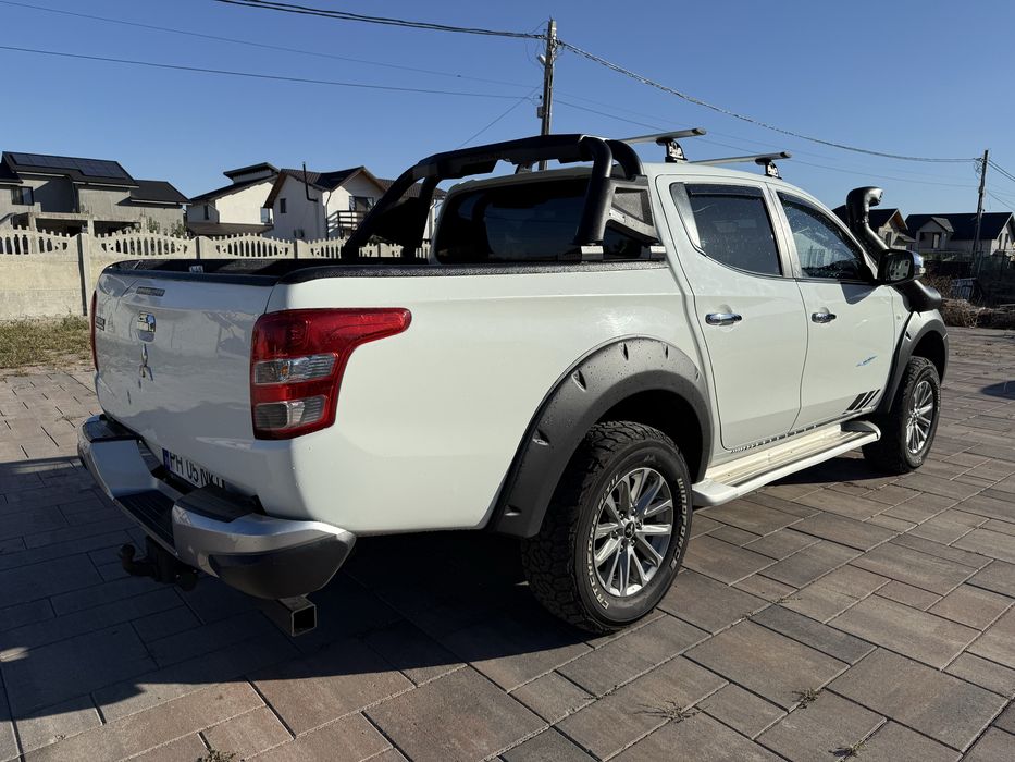 Mitsubishi L200 impecabil