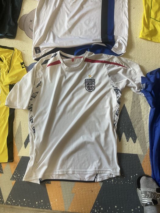 Футболни тениски