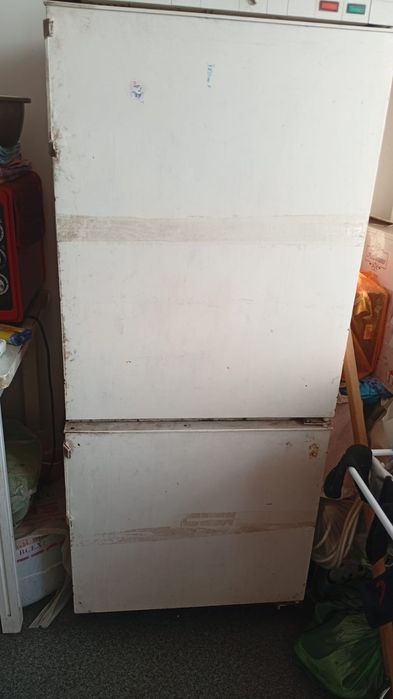 Холодильник 15000.