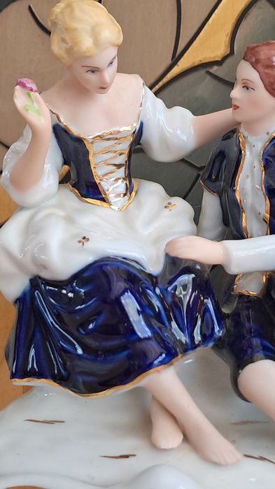 Порцеланов часовник ROYAL DUX BOHEMIA