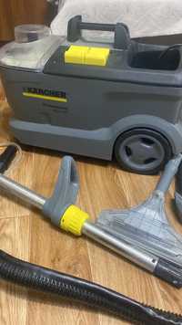 Продам моющий пылесос karcher puzi 10/1