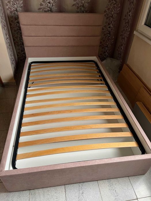 Неизползвано тапицирано легло "Салвадор" 120/200см.