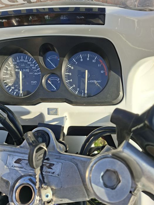 Honda CBR 1000F  din 91