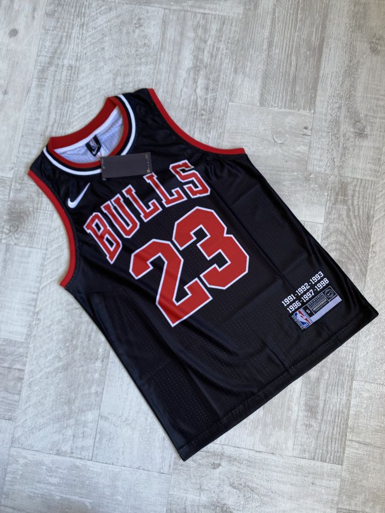 Maieu Bulls Jordan XL ‼️OFERTA‼️