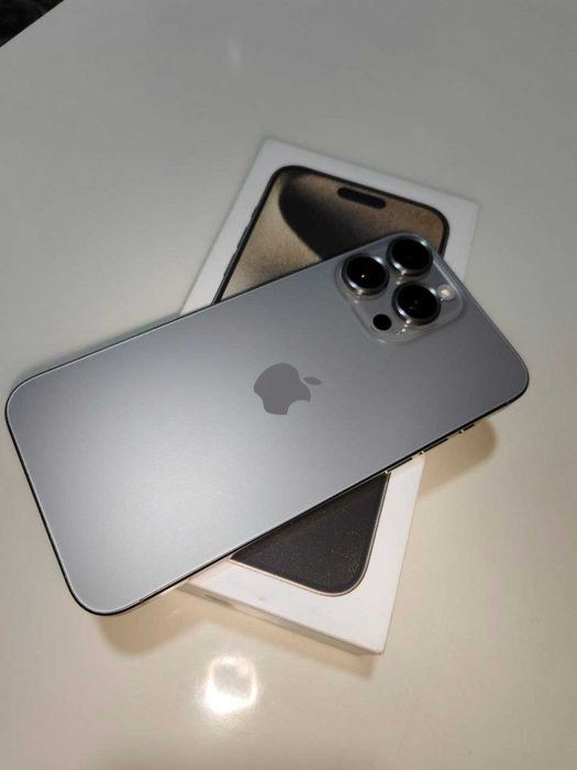 iPhone 15 Pro Max  1 TB  идеальное состояние , как новый