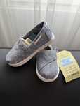 Нови детски еспадрили Toms