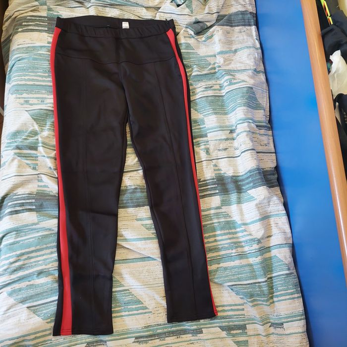 Нов панталон с етикет