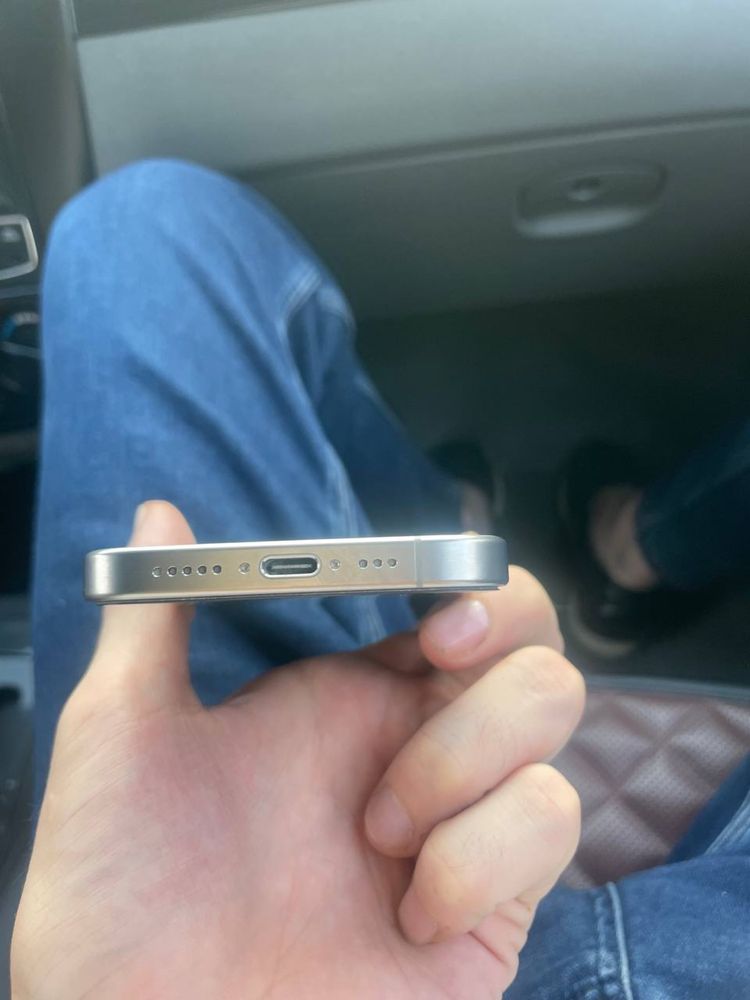Iphone 15 pro 128 talik