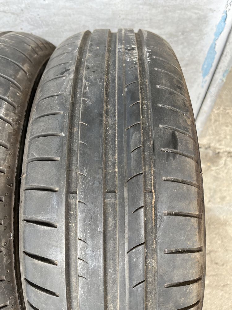 4 бр. летни гуми 195/65/15 Dunlop DOT 1716 5-5,5 mm