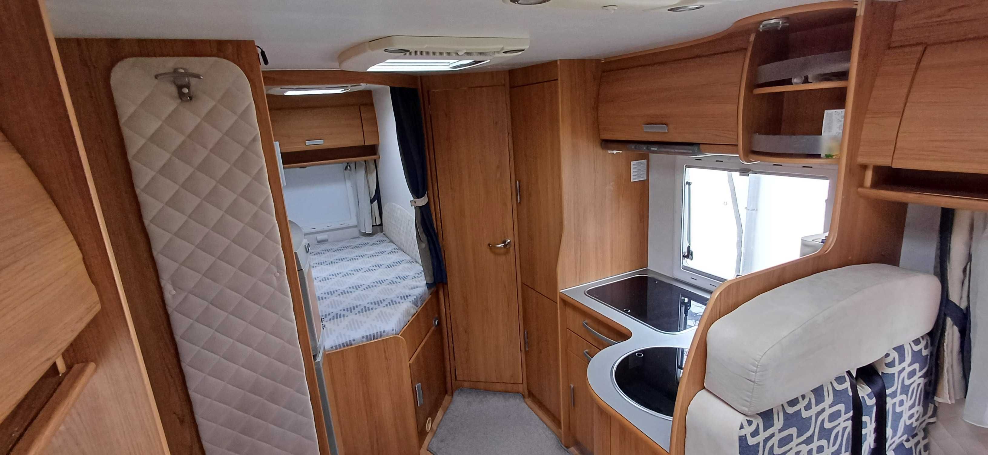 Продава Кемпер Rimor Sailer 647