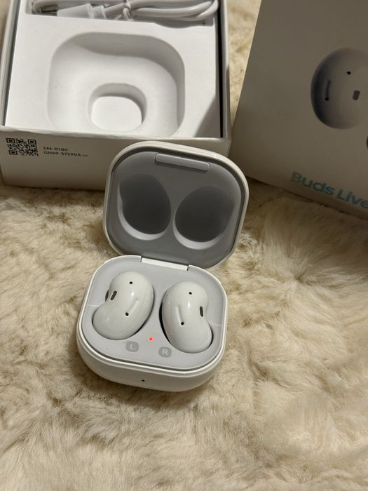 Samsung Buds Live - Бели
