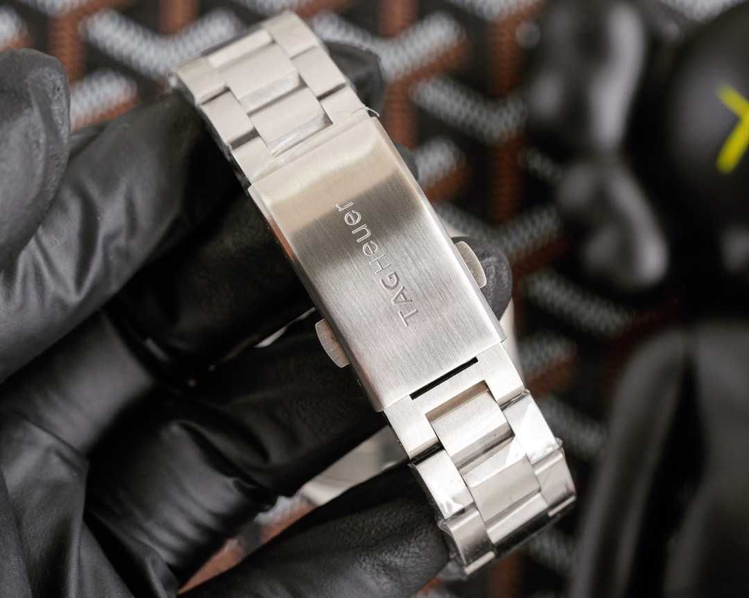 Мъжки автоматичен часовник TAG Aquaracer Caliber 5