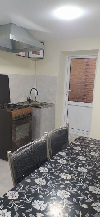 Arenda literaturniy instut talaba qizlar uchun joy bor