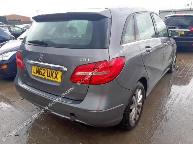 Dezmembrez Mercedes-Benz B-Class W246 [2011 - 2015] Hatchback B 180 CDI BlueEfficiency MT (109 hp)