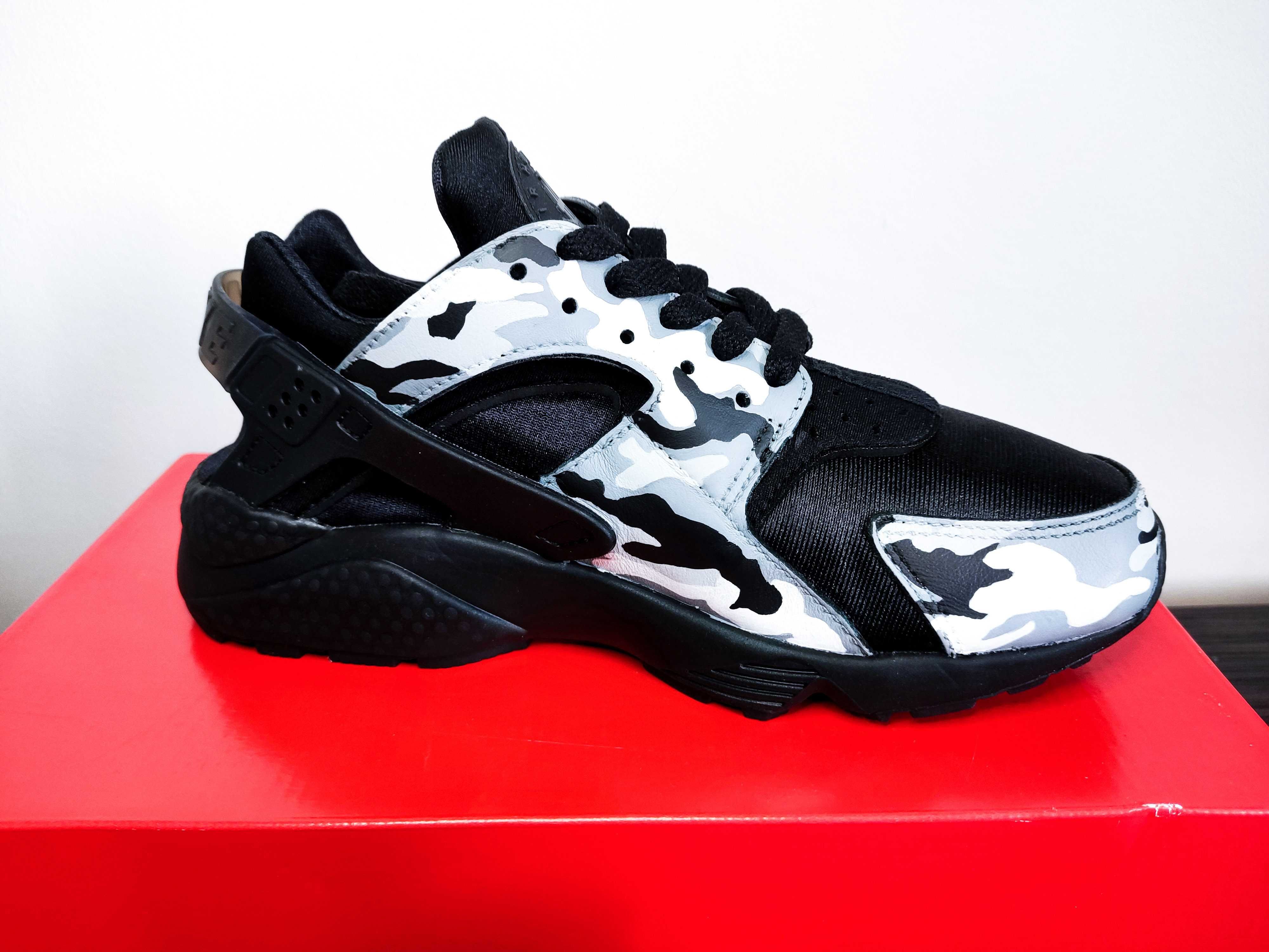 Nike Air Huarachi nr. 37 - model camuflaj