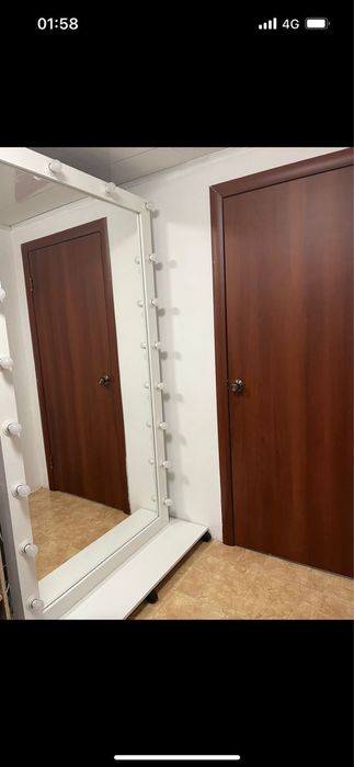 Айна сатылады почти новый 18 лампалық