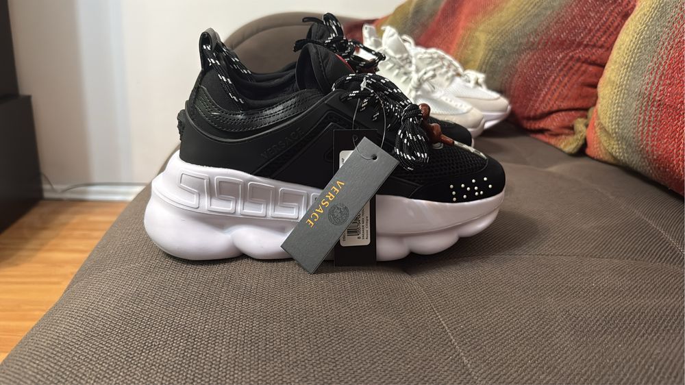 Versace Chain Reaction