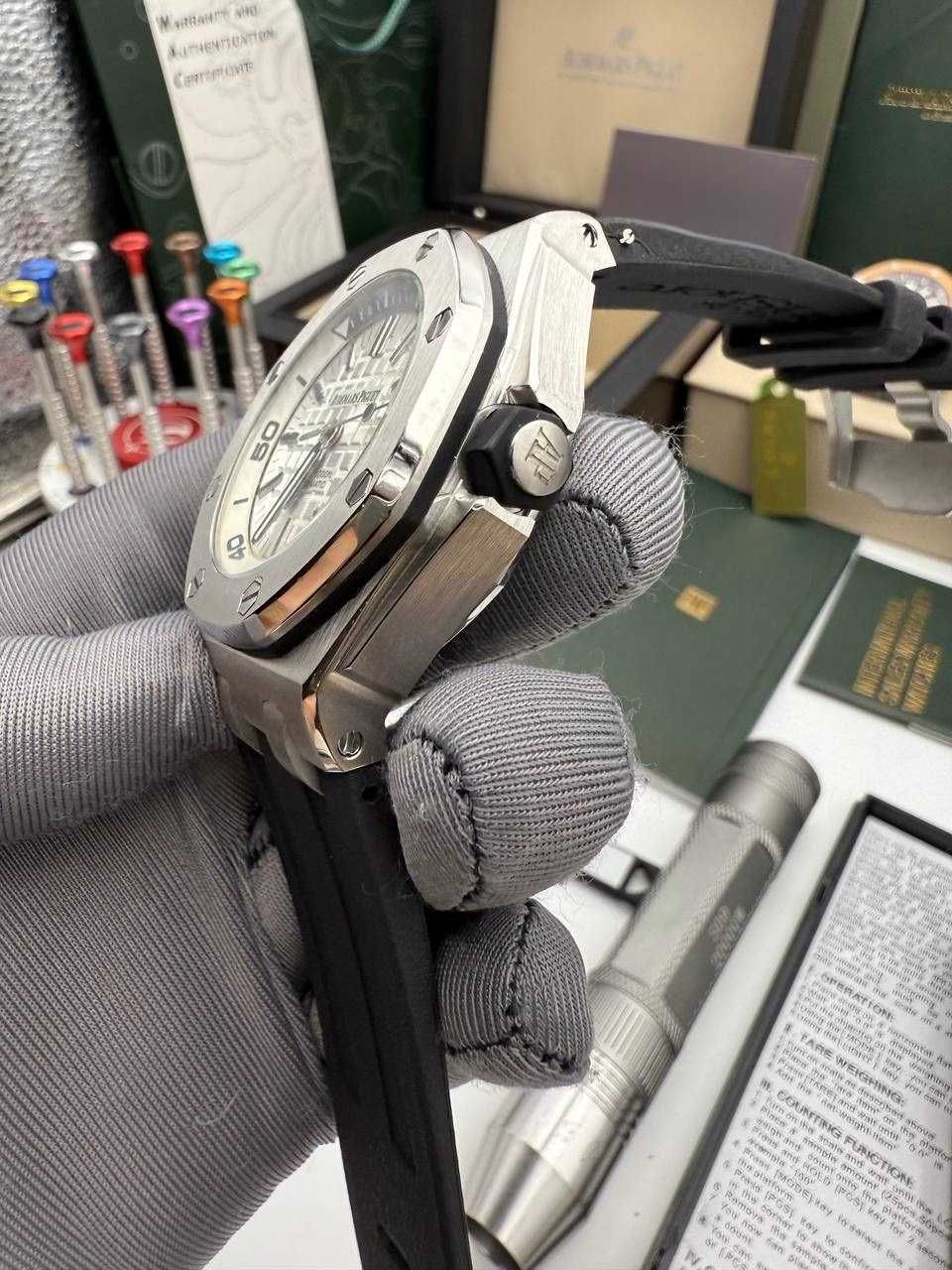 Audemars Piguet offshore silver white dial
