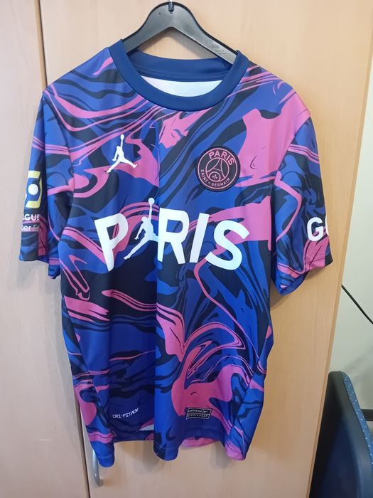 Bluză cu pantofi mbappé