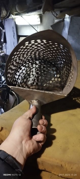 Лопата для металоискателя