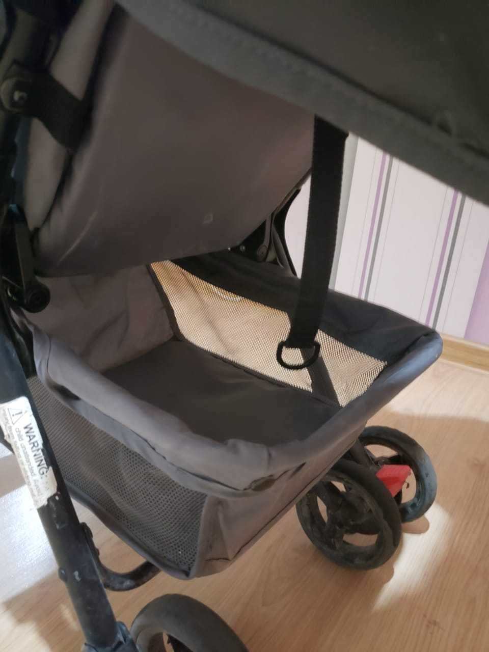 Детская коляска фирмы Good baby