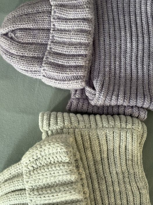 Продам шапки и снуды