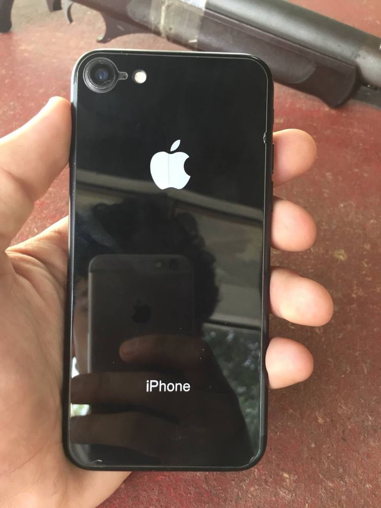 Iphone 7 Ideal  batareyka almashgan uselinniy qoyilgan abmen bo faqat