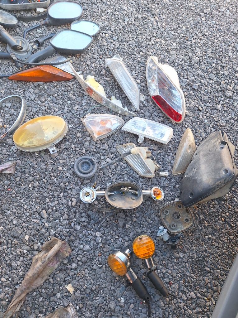 Ceasuri de bord,faruri scutere,Vespa,liberty,gilera