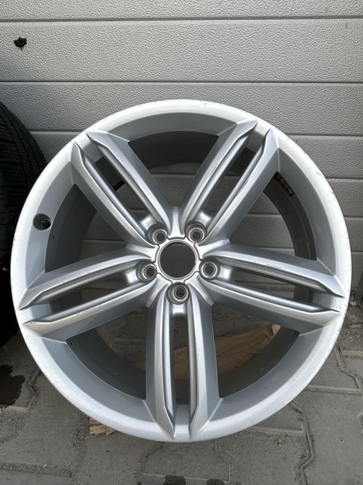 Vând Jante Audi Originale 5x112 (255/40/R20 -97 W M+S (PIRELLI)
