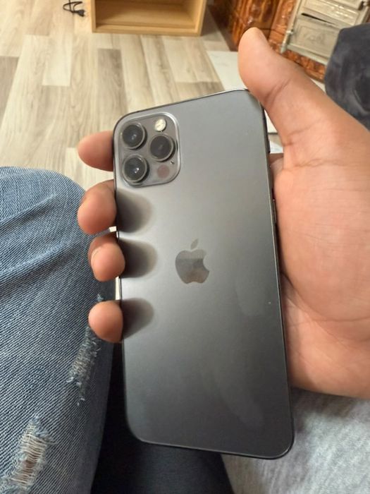 Iphone 12 pro impecabil