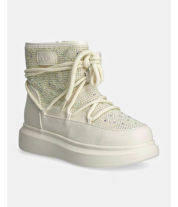 Апрески от колекция GOE.Моделът е направен от естествена кожа и  текст