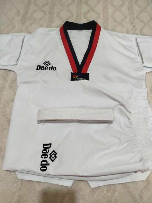 Тэквандо кимоно спортивный костюм