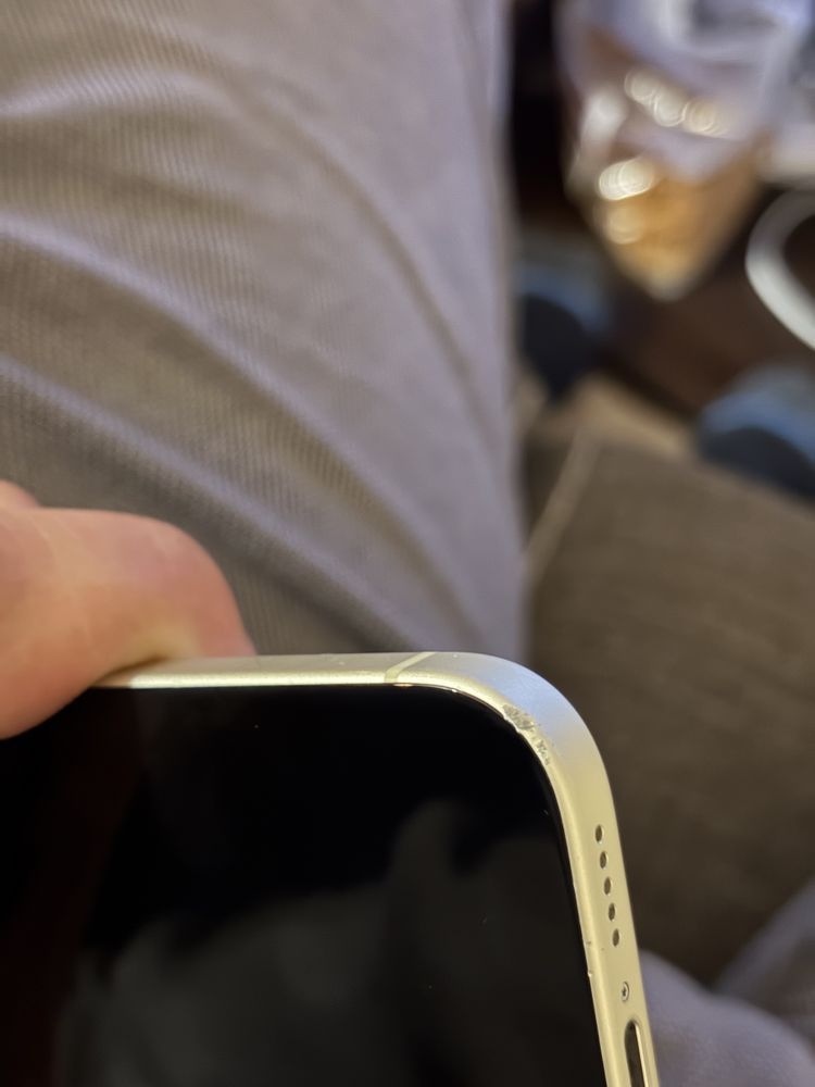 Iphone 15 gold 128gb