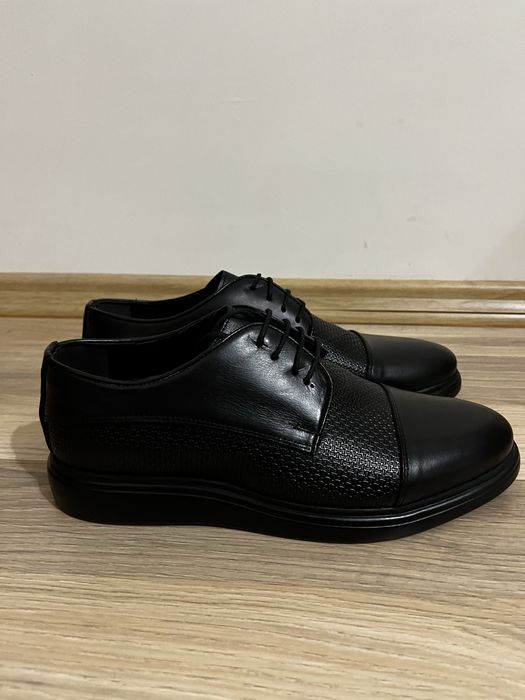 Чисто нови мъжки официални обувки