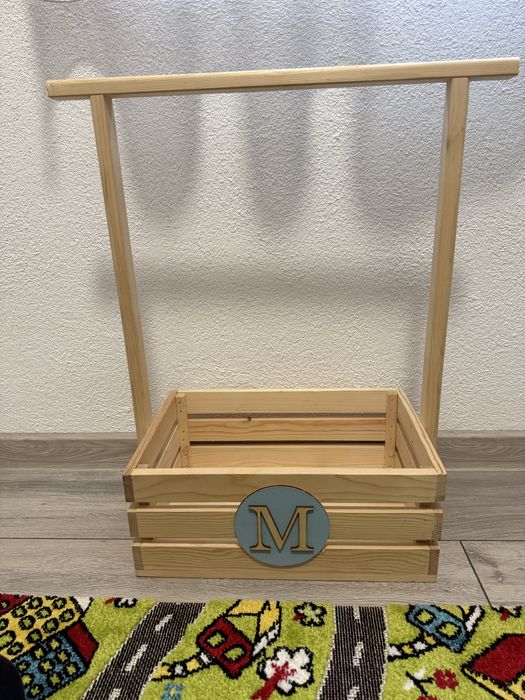 Бебешко гардеробче статив закачалка гардероб за кръщене или изписване