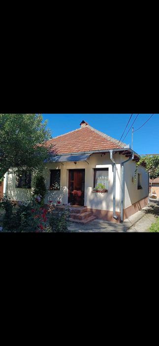 Vand Casa si Teren in Comanesti