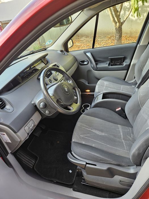 Mașina Cutie automata