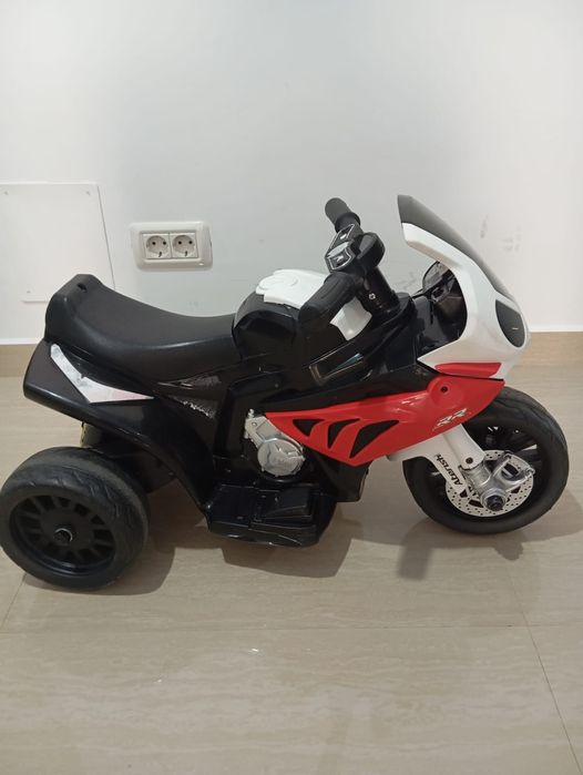 Mini motocicleta BMW electrica