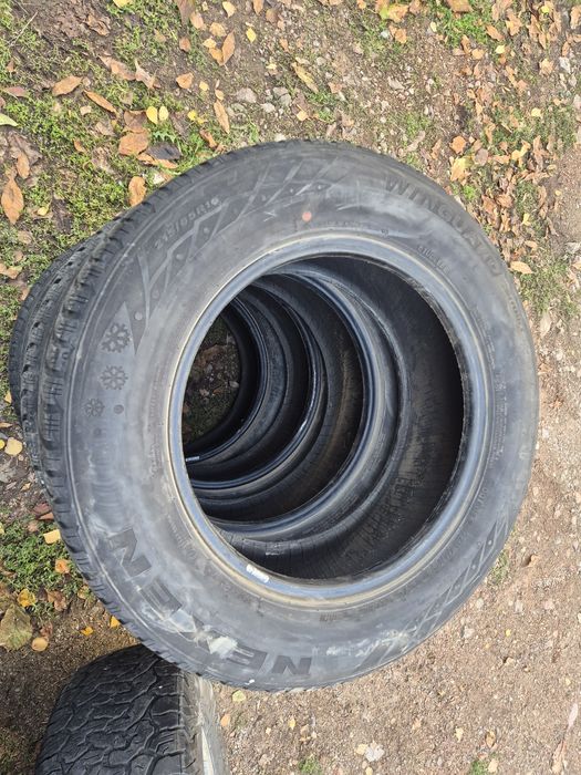 Зимни гуми  215/65/16