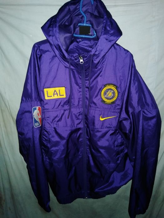 Nike LA Lakers geaca subțire Masura M oversize fits L
